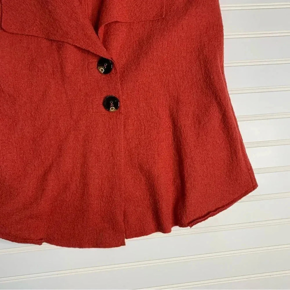 Cut Loose 100% Wool Vest - Picture 8 of 9